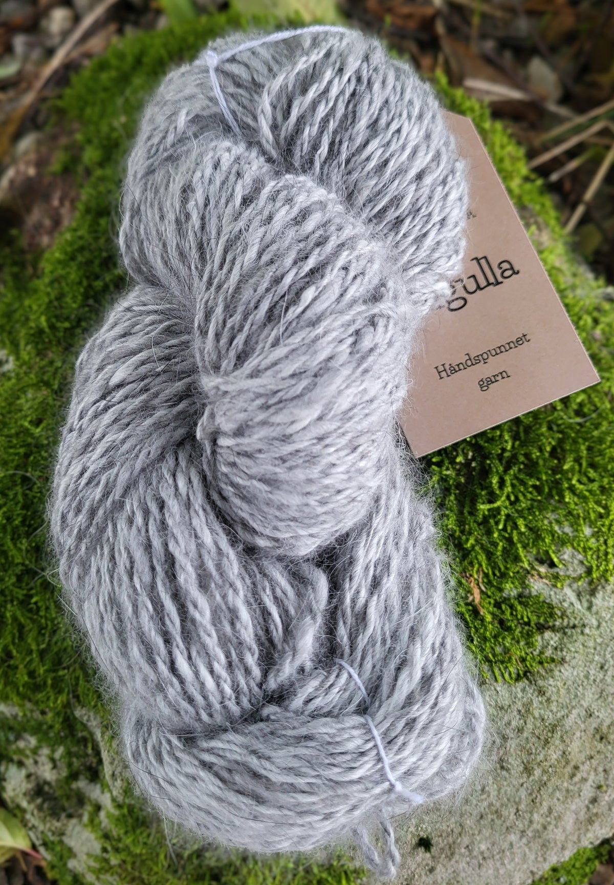 Angulla håndspunnet angoragarn fra Rytne Angora