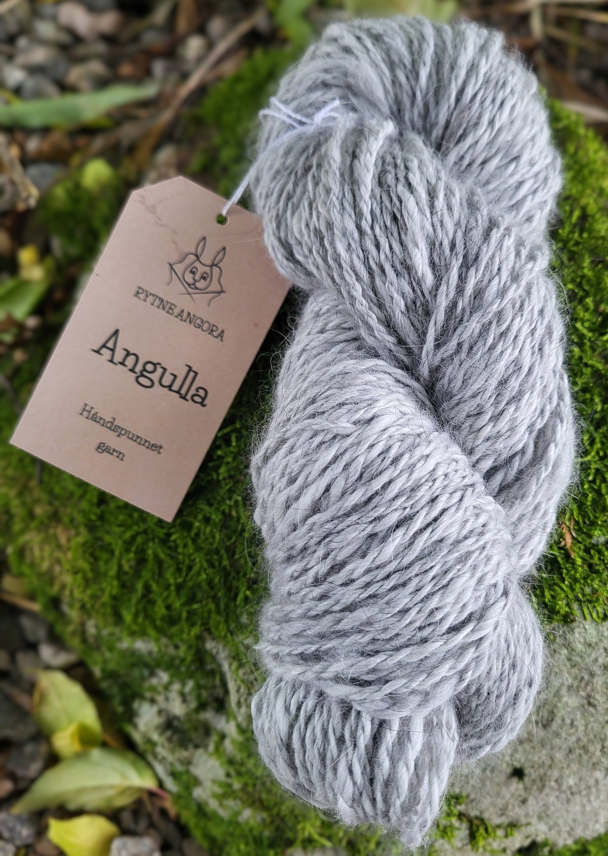 Angulla håndspunnet angoragarn fra Rytne Angora